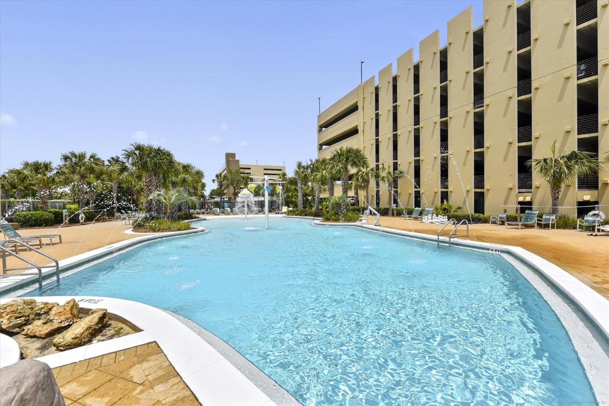 Apartment Emerald 1830 - 2 Bedroom 2 Bathbunks Sleeps 8 *