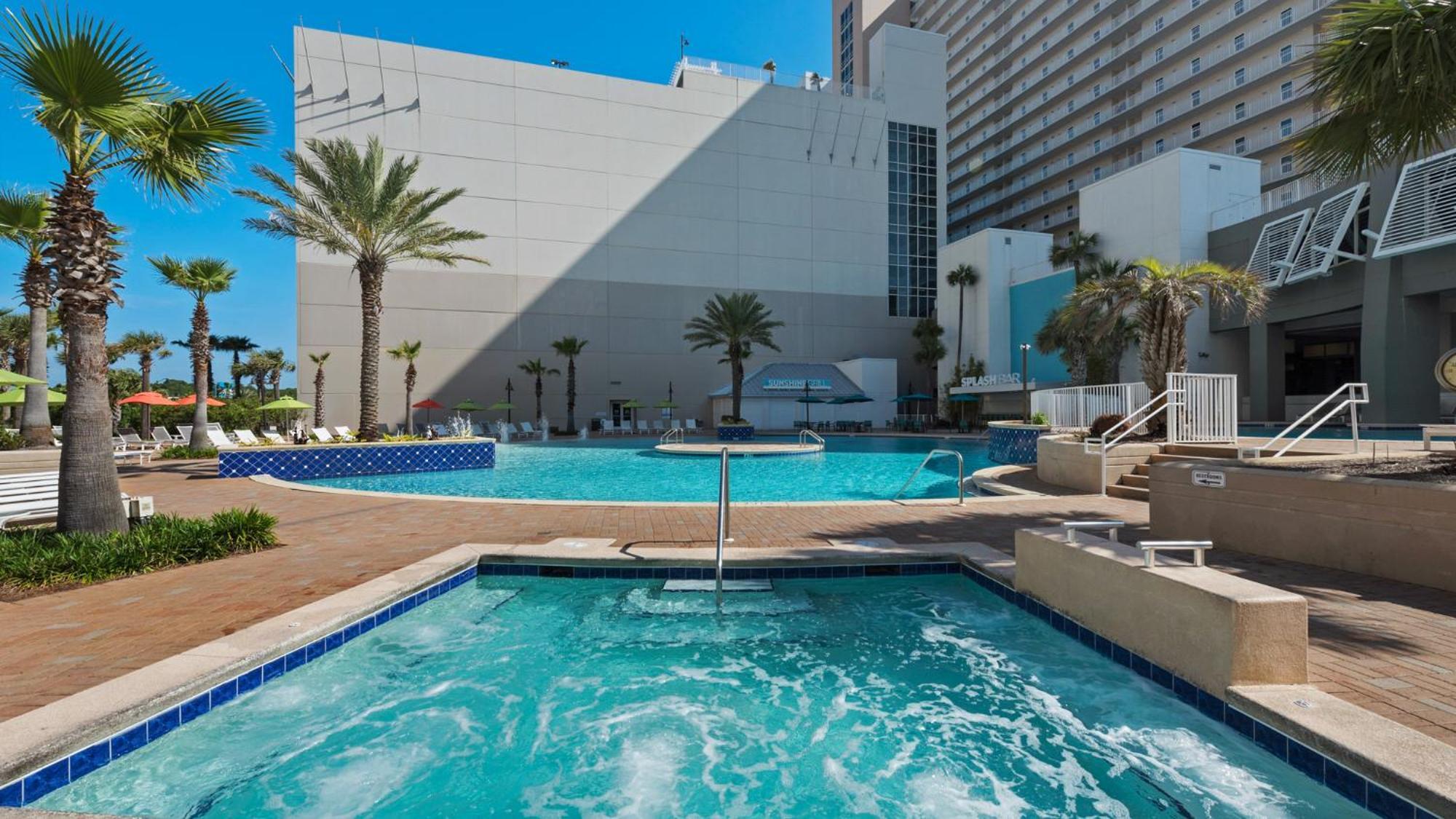 Laketown Wharf 1037 Holiday home *