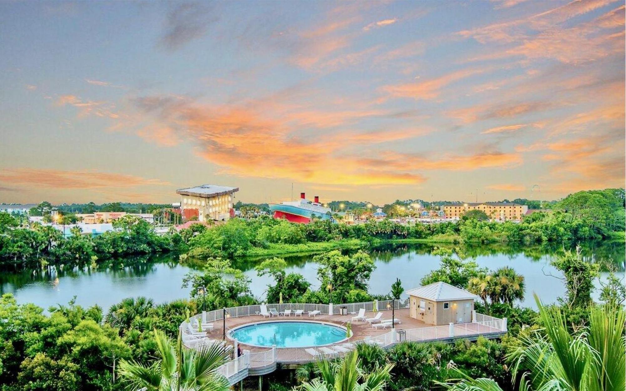 Ocean & Views! Spacious 3-br For 8! By Dolce Getaways Pcb Apartment *