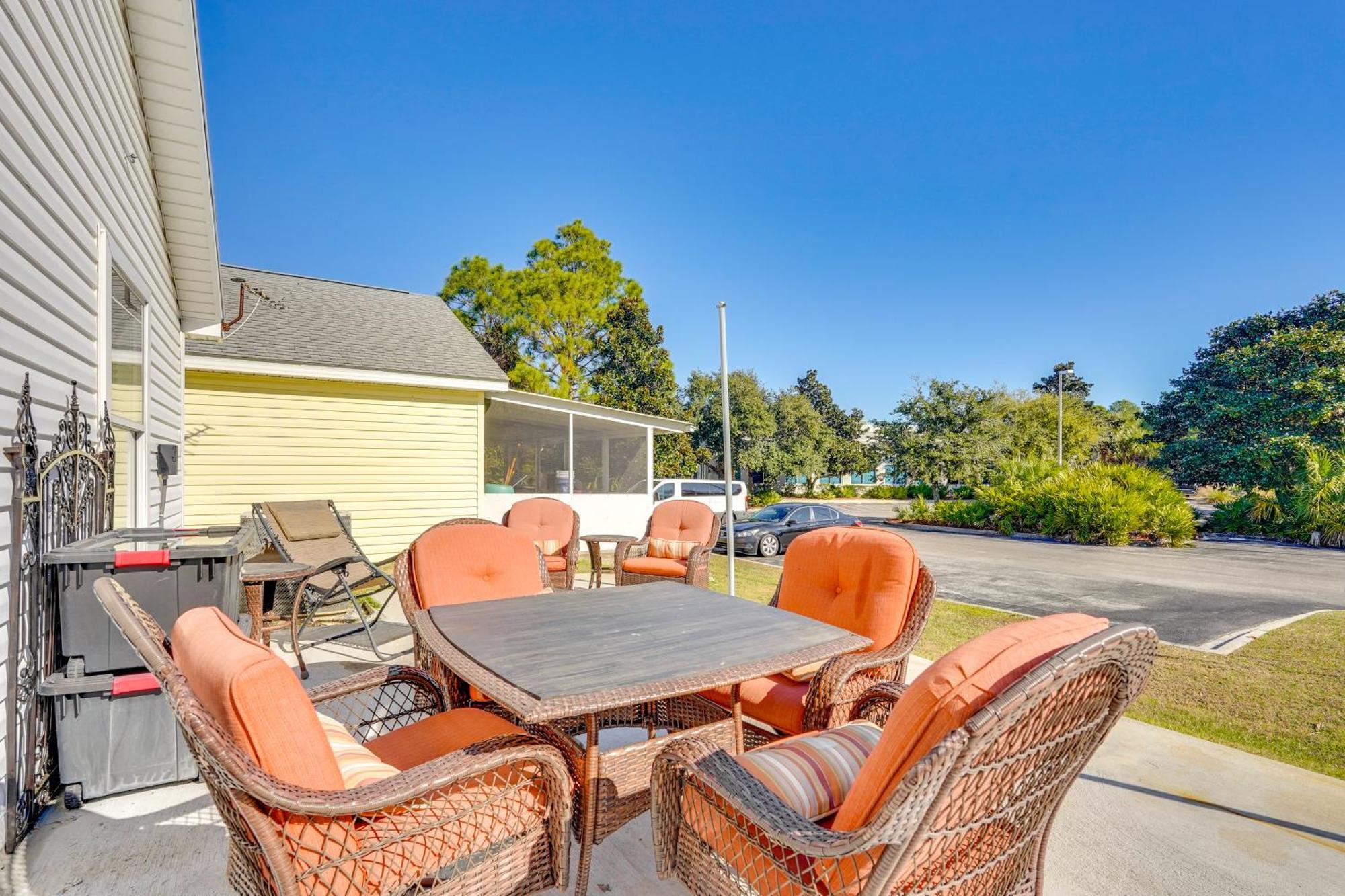 1 Mi To Gulf With Patio And Pool Access In Pcb! Holiday home Panama City Beach