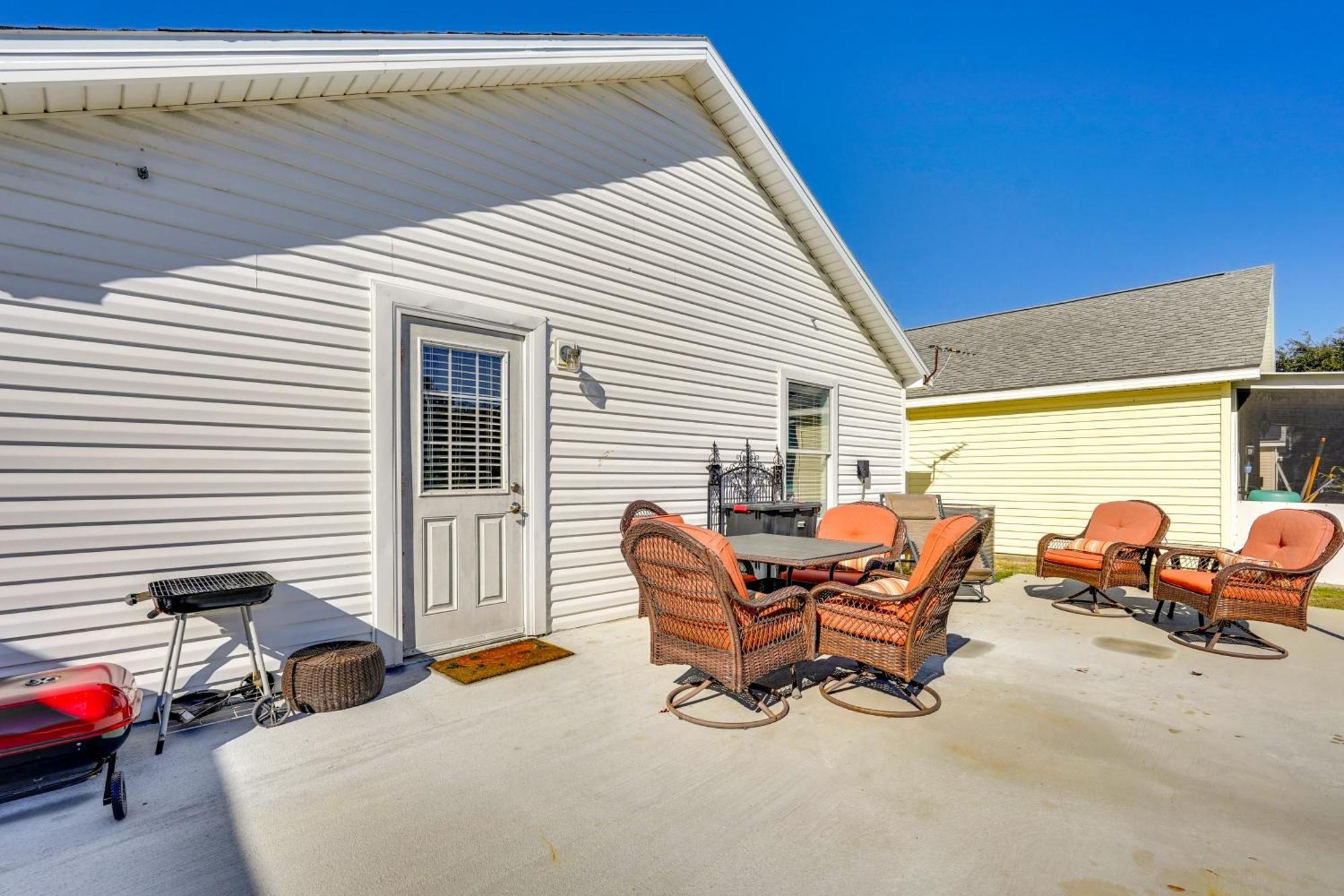 Holiday home 1 Mi To Gulf With Patio And Pool Access In Pcb! *