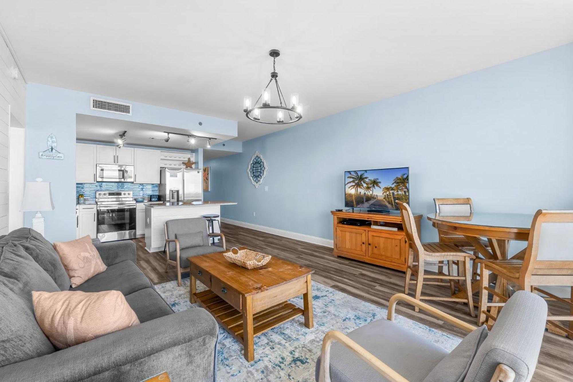 Apartment Ocean & Views! Spacious 3-br For 8! By Dolce Getaways Pcb