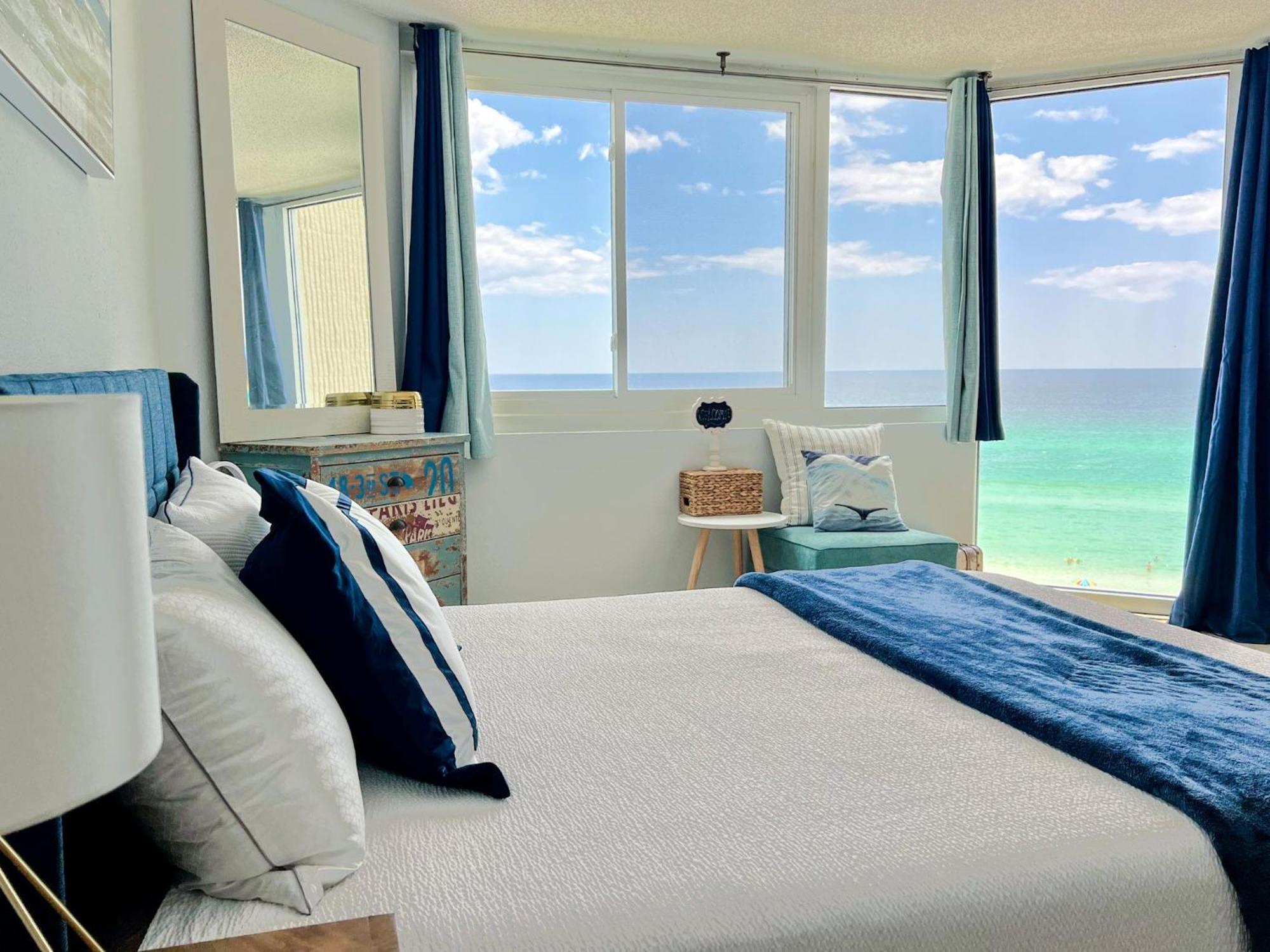 Apartment Seaview At Of The Gulf #823 By Nautical *