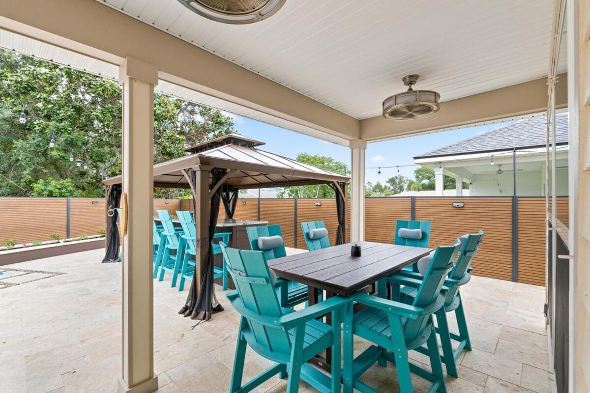 Sandcastle House Hot Tub, Od Kitchen & Game Room! Holiday home