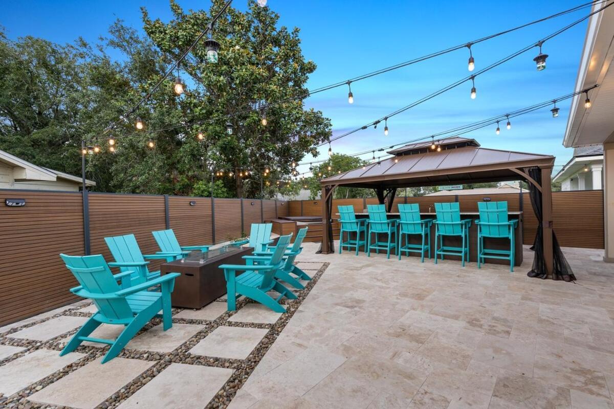 Sandcastle House Hot Tub, Od Kitchen & Game Room! * Panama City Beach