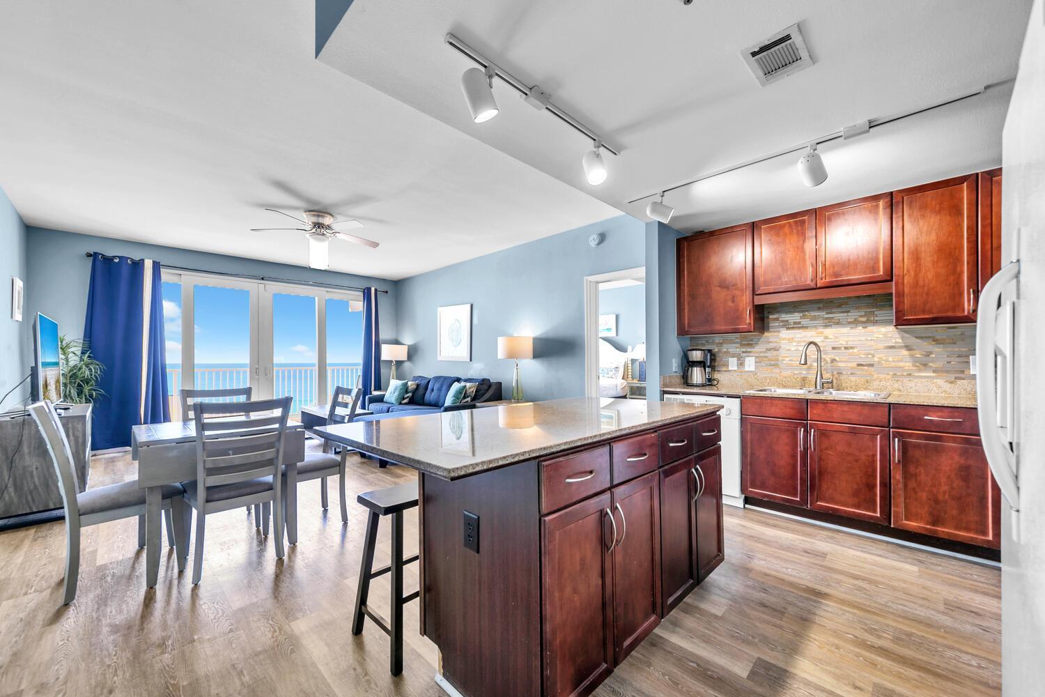 Laketown Wharf 1608 By Emerald Coast Retreats Panama City Beach