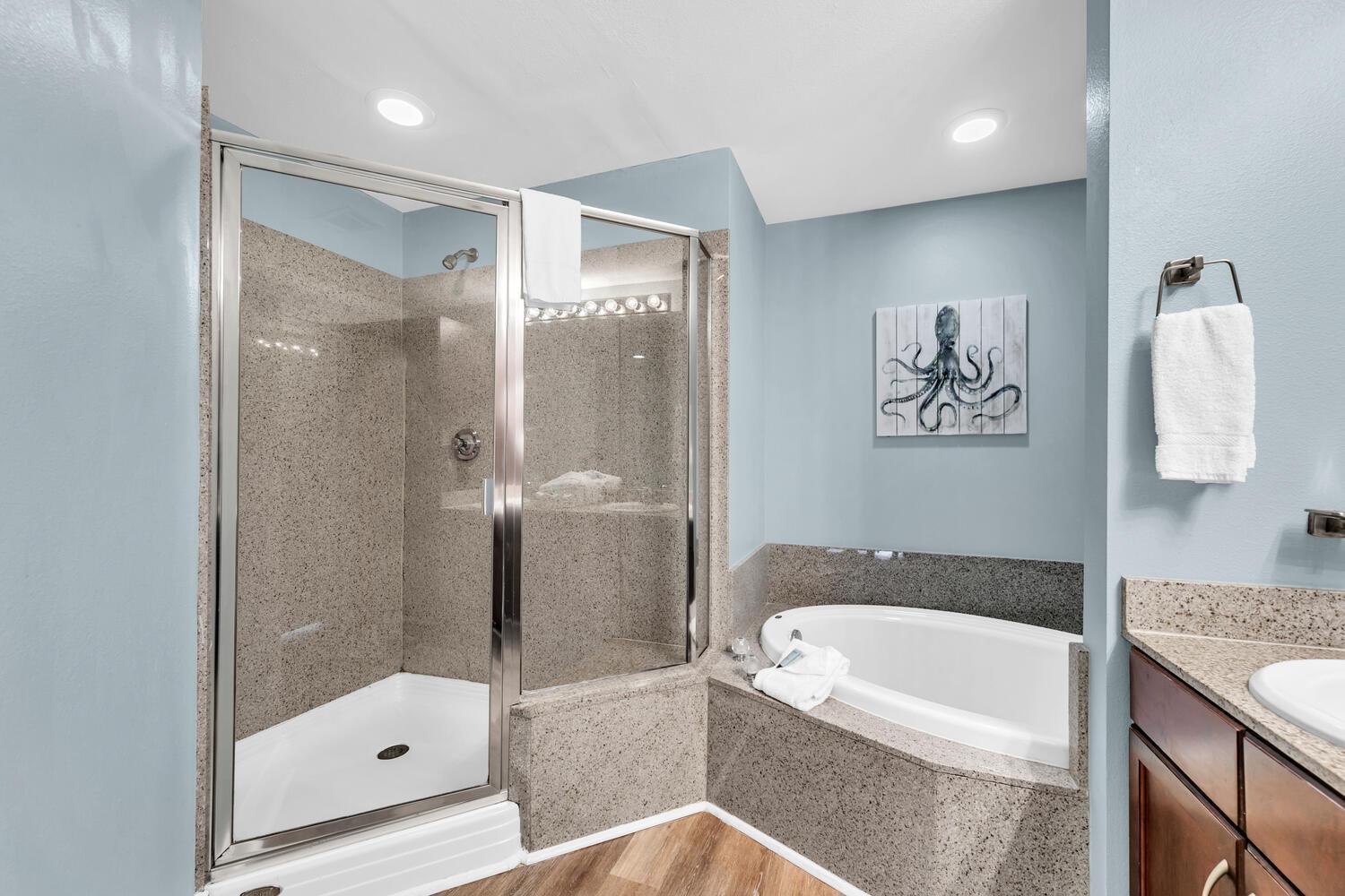 Laketown Wharf 1608 By Emerald Coast Retreats *