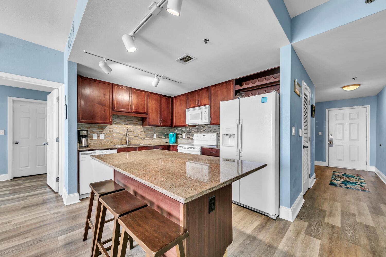 Laketown Wharf 1608 By Emerald Coast Retreats * Panama City Beach