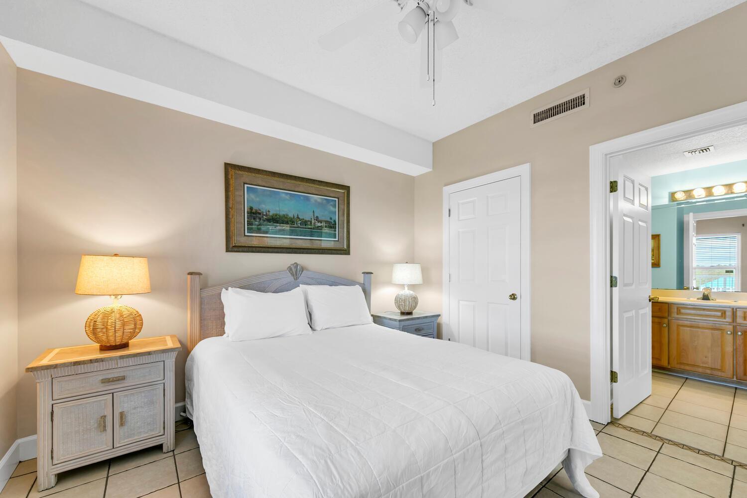 Twin Palms 702