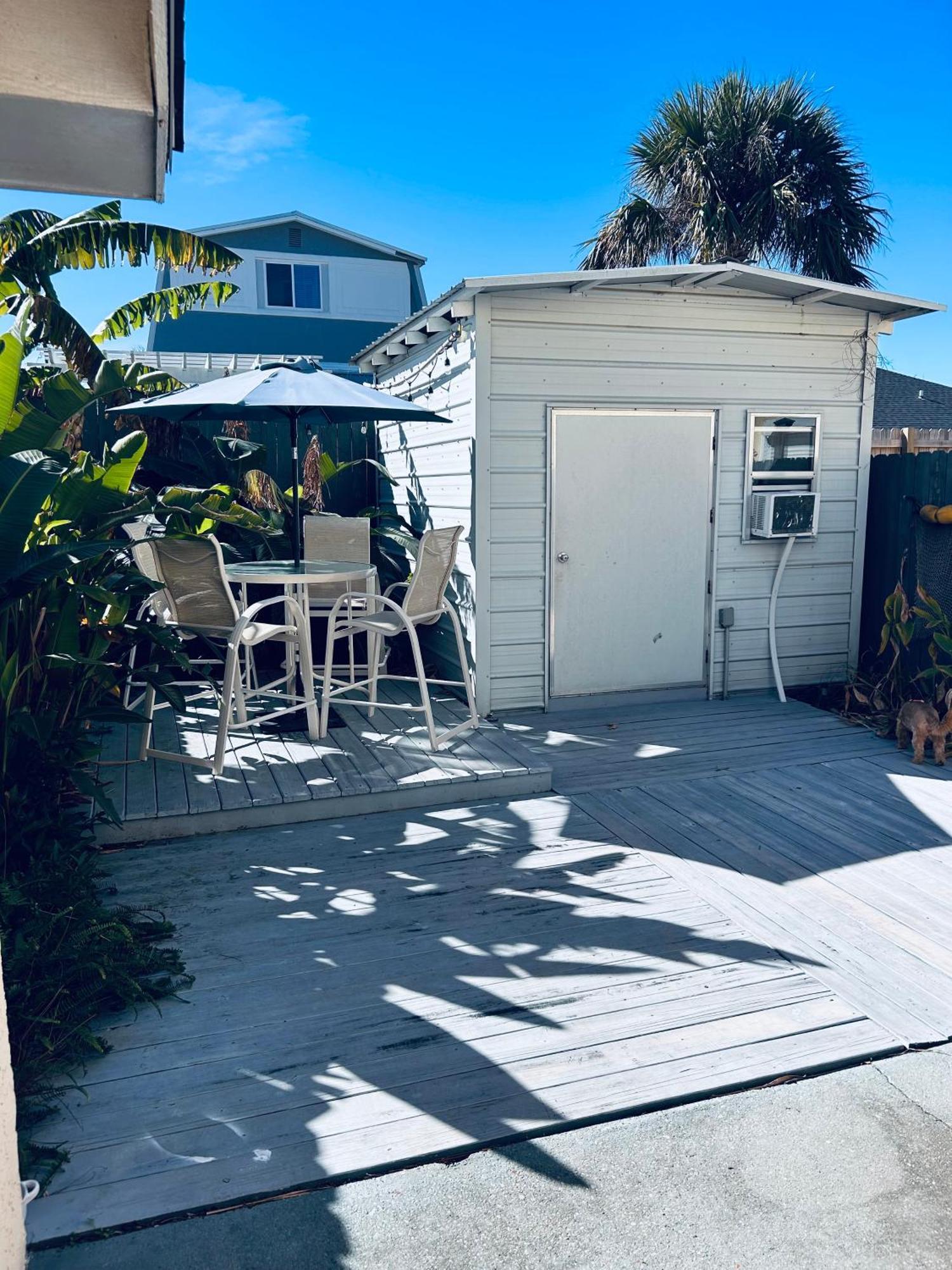 Private Tropical Retreat Vacation With Modern Amenities * Panama City Beach