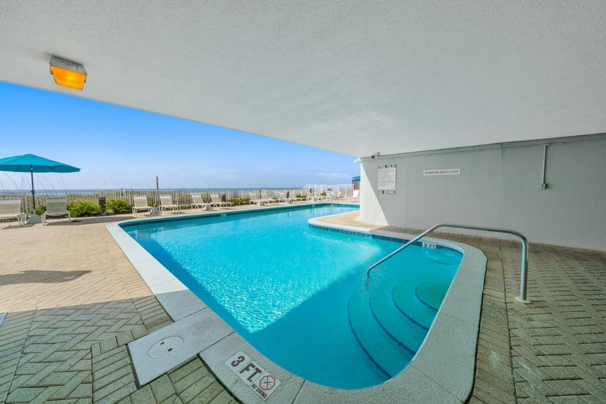 Ocean 906 Apartment *