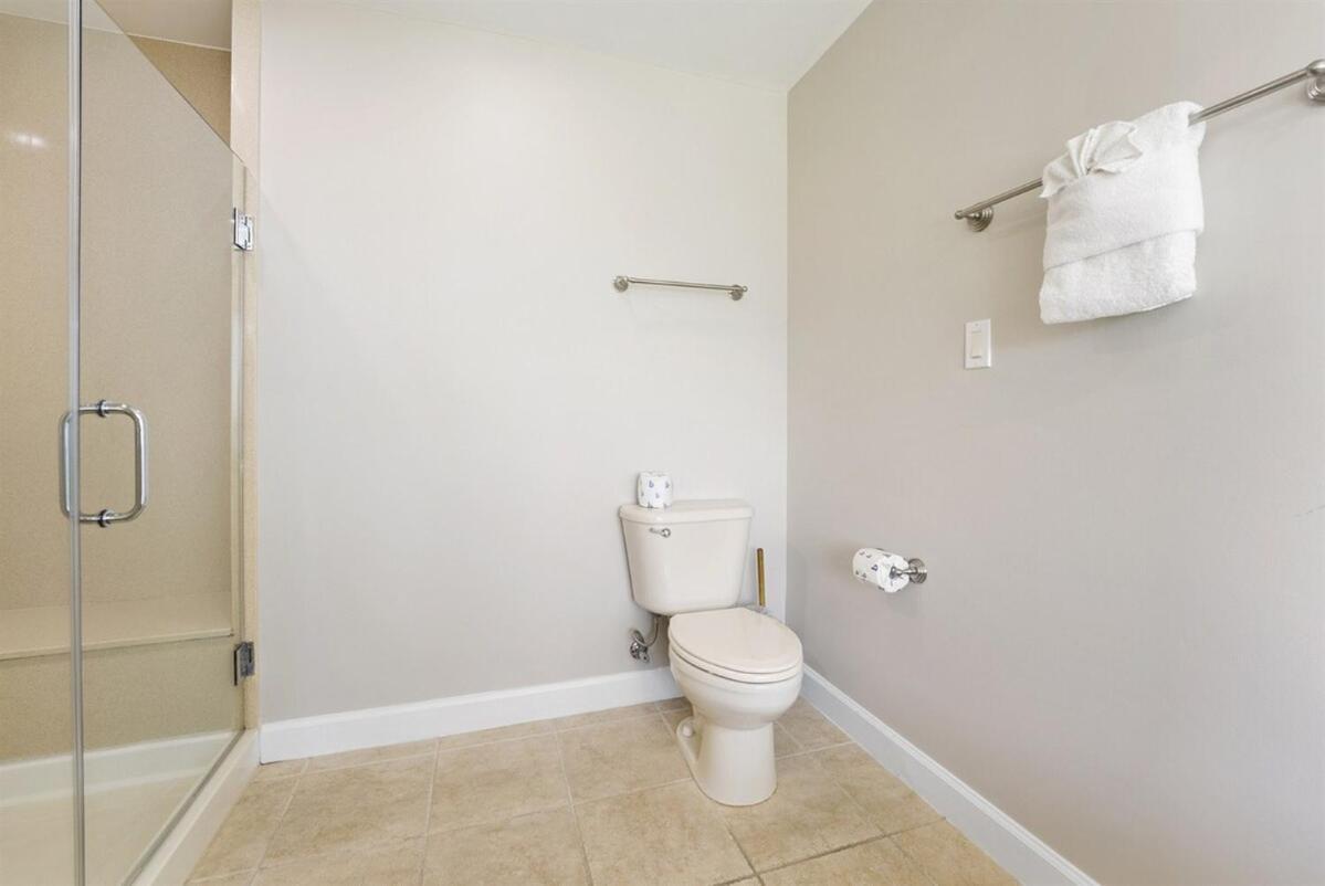 Boardwalk 501 Apartment *