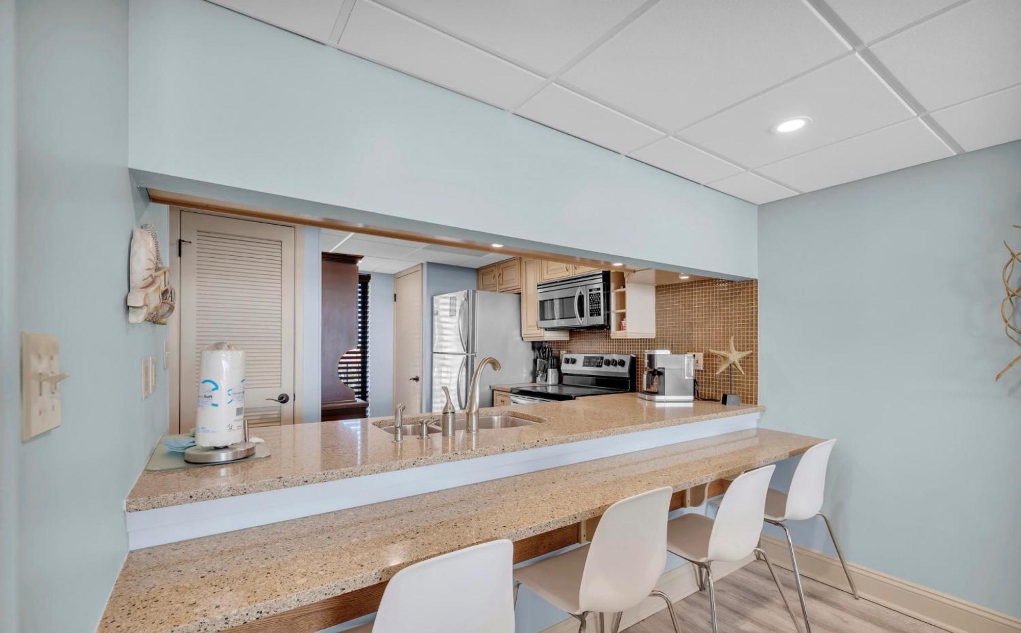 Apartment 2bd Edgewater & Golf Resort! Amenities! By Dolce Getaways Pcb