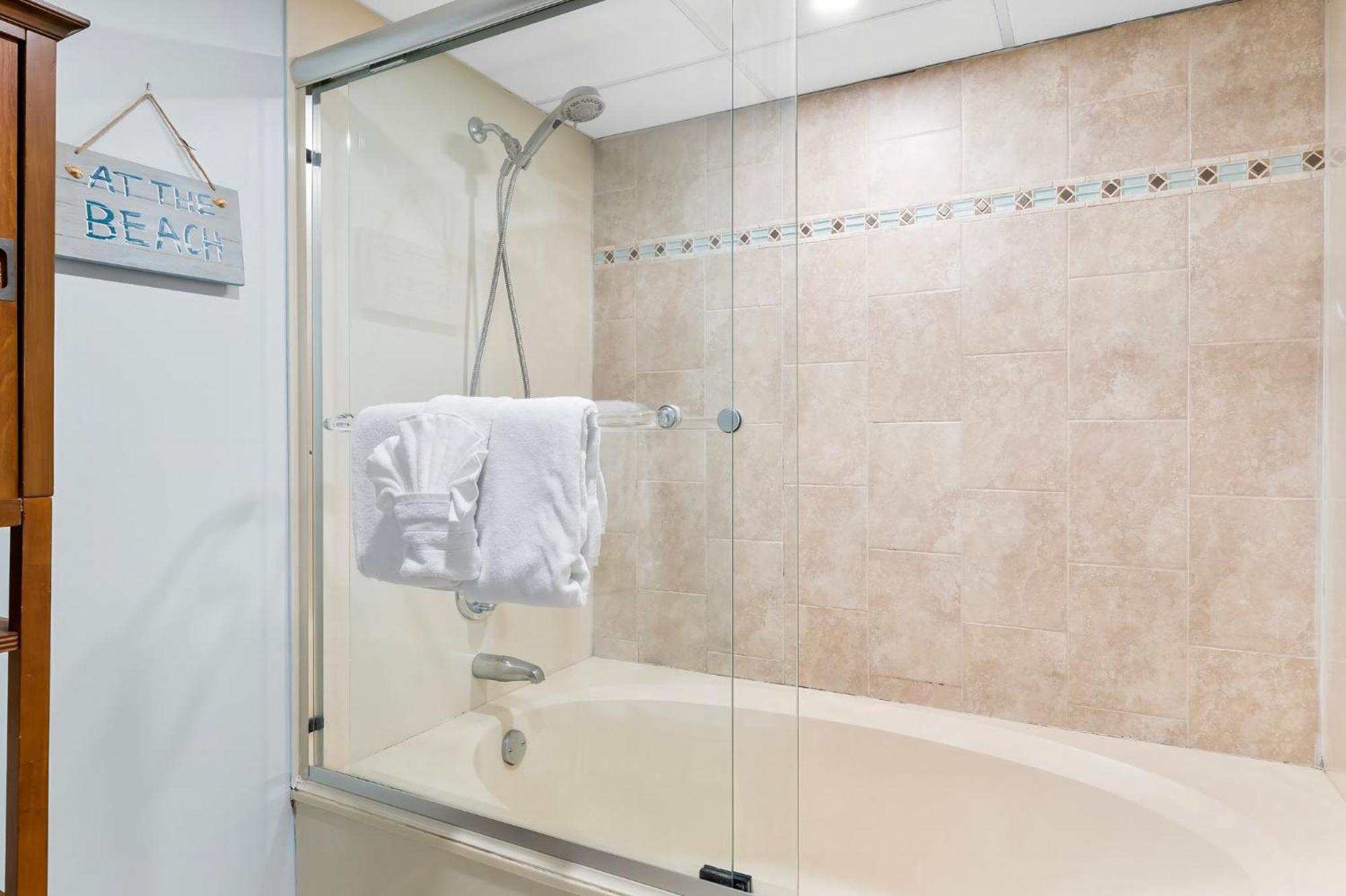 Apartment 2bd Edgewater & Golf Resort! Amenities! By Dolce Getaways Pcb *