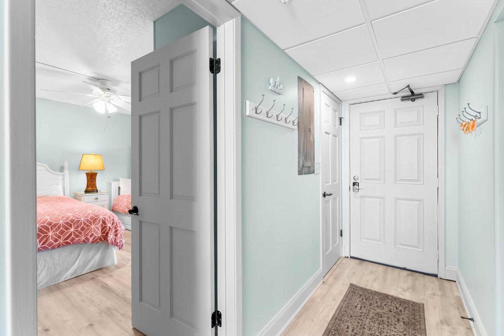 2bd Edgewater & Golf Resort! Amenities! By Dolce Getaways Pcb