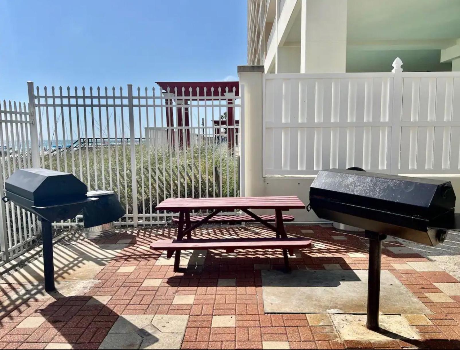 Beachfront 3br Condo! Free Chair Service! By Dolce Getaways Pcb! Panama City Beach