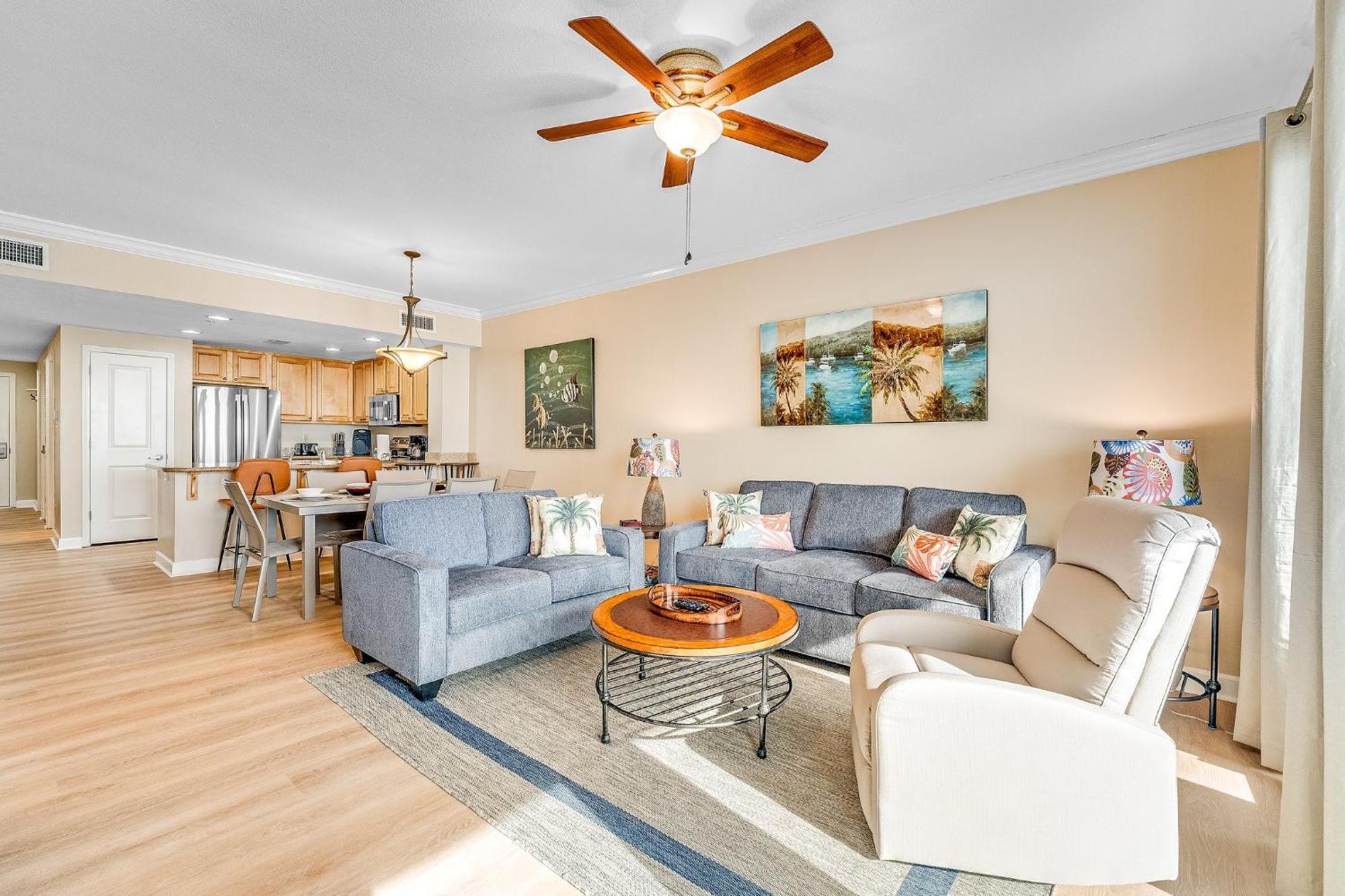 Beachfront 3br Condo! Free Chair Service! By Dolce Getaways Pcb! Apartment *