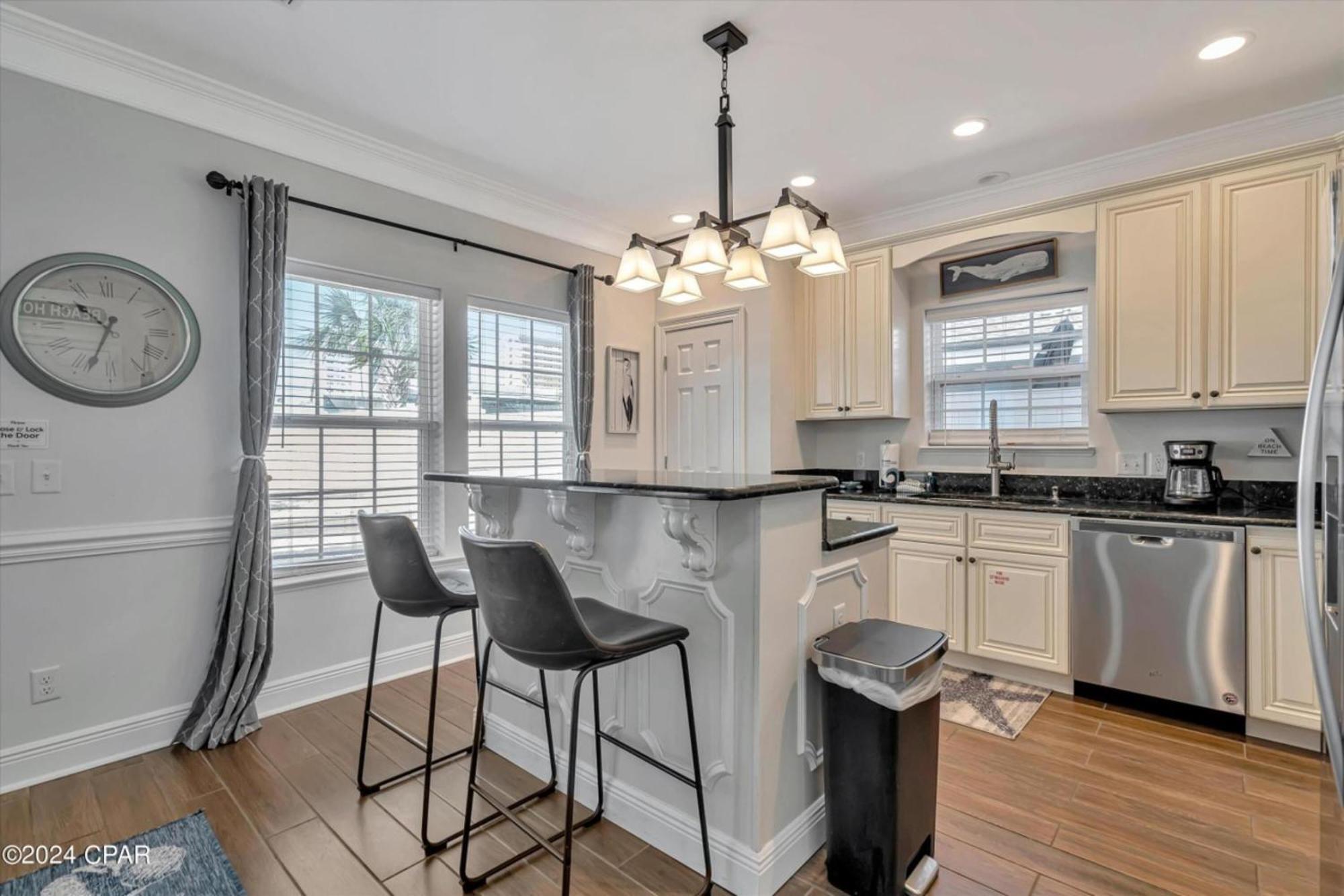 House - Sunset Escape By Panhandle Getaways *