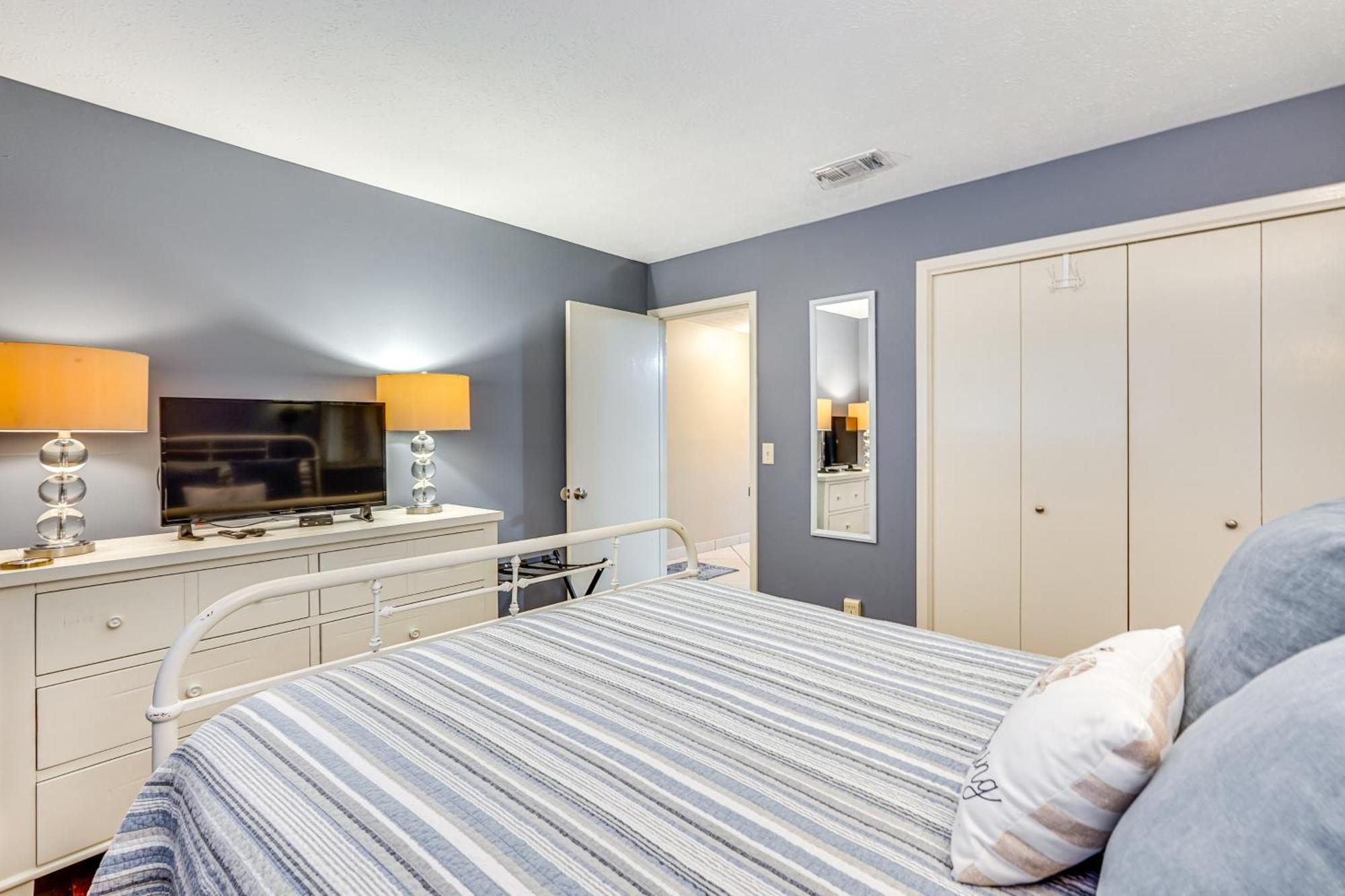 Panama With Pool And Access! Apartment Panama City Beach