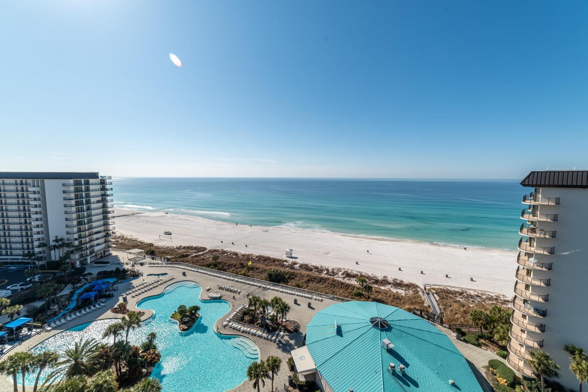 Edgewater 1-1212 'combee's Penthouse Hideaway' Holiday home