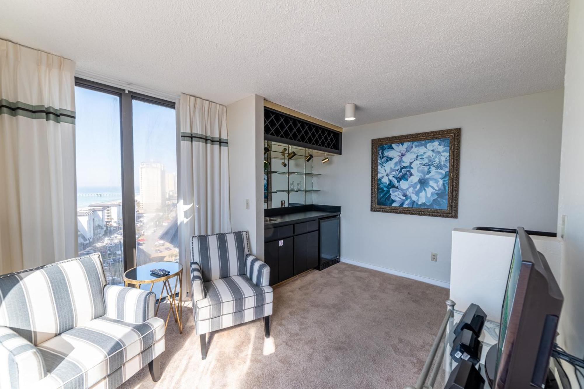 Holiday home Edgewater 1-1212 'combee's Penthouse Hideaway' *