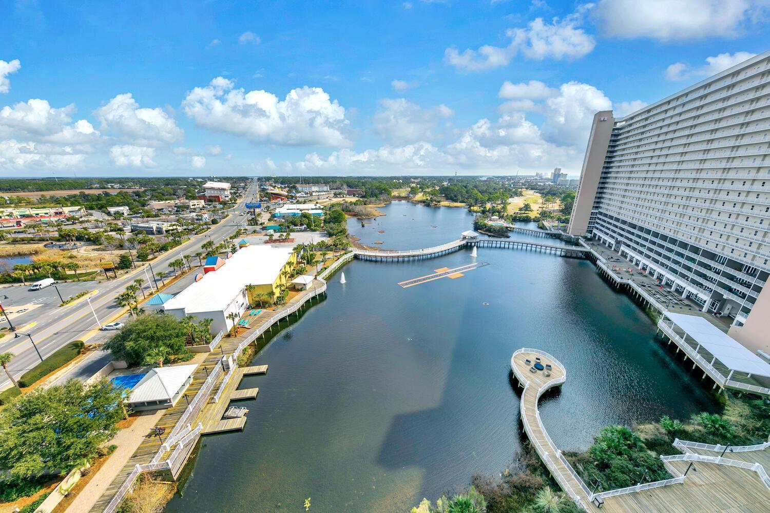 Laketown Wharf 1235