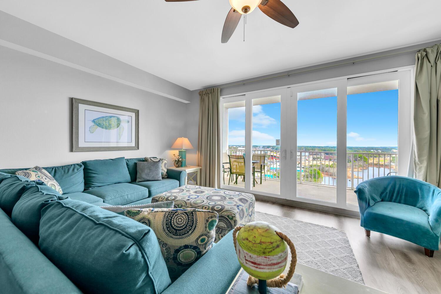 Laketown Wharf 1235 Holiday home *