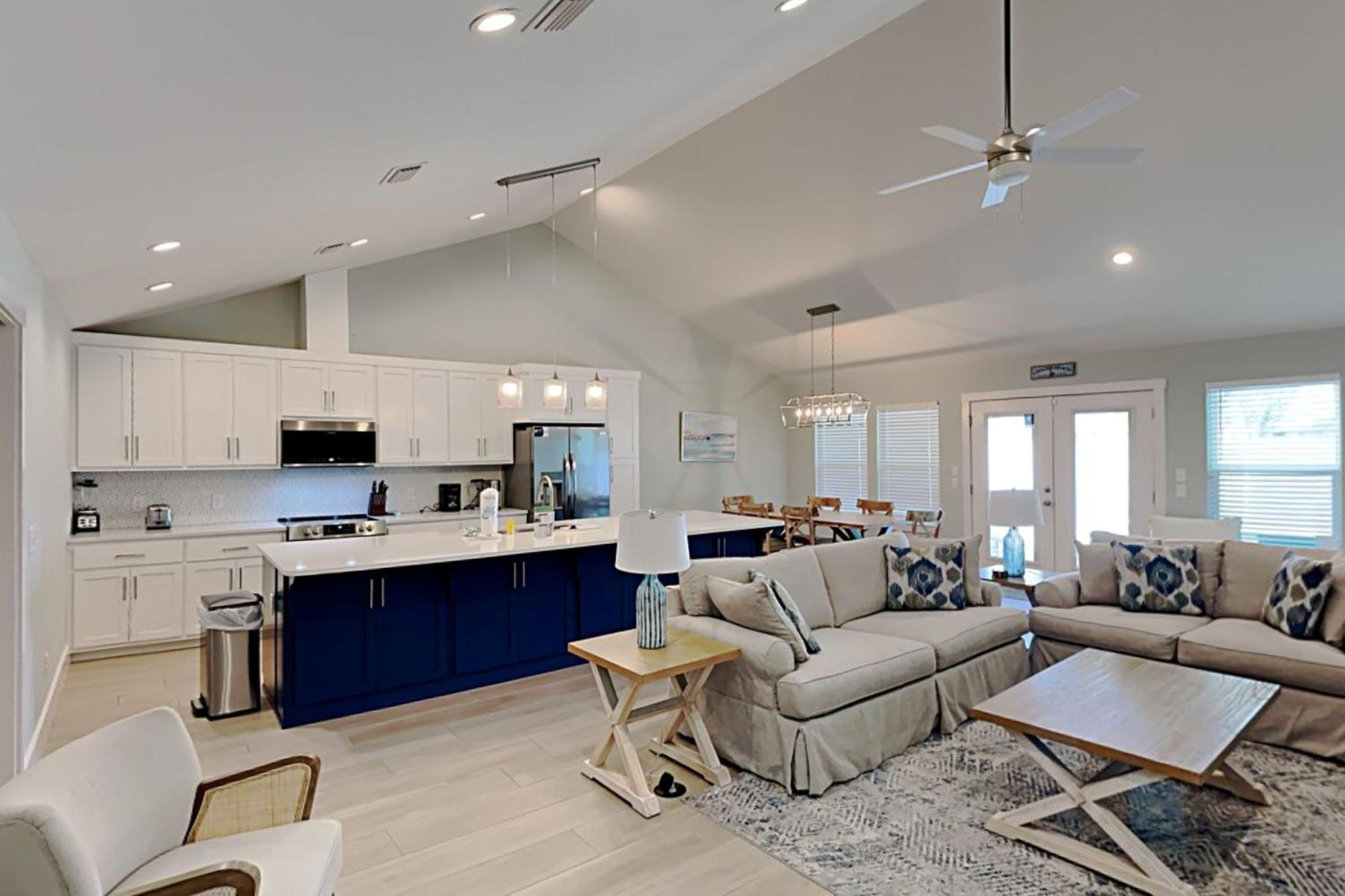 Laguna Breeze