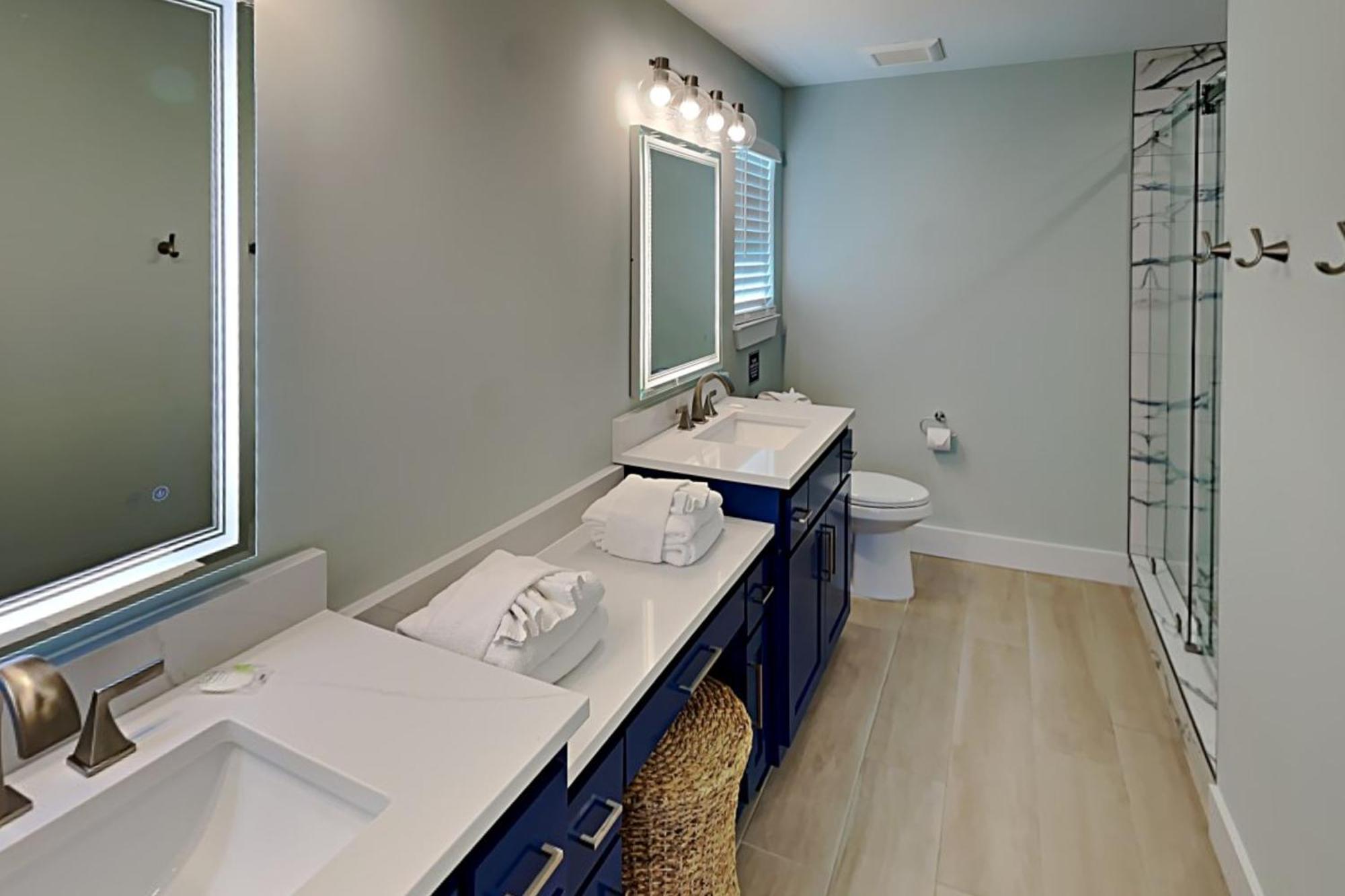 Laguna Breeze Holiday home *