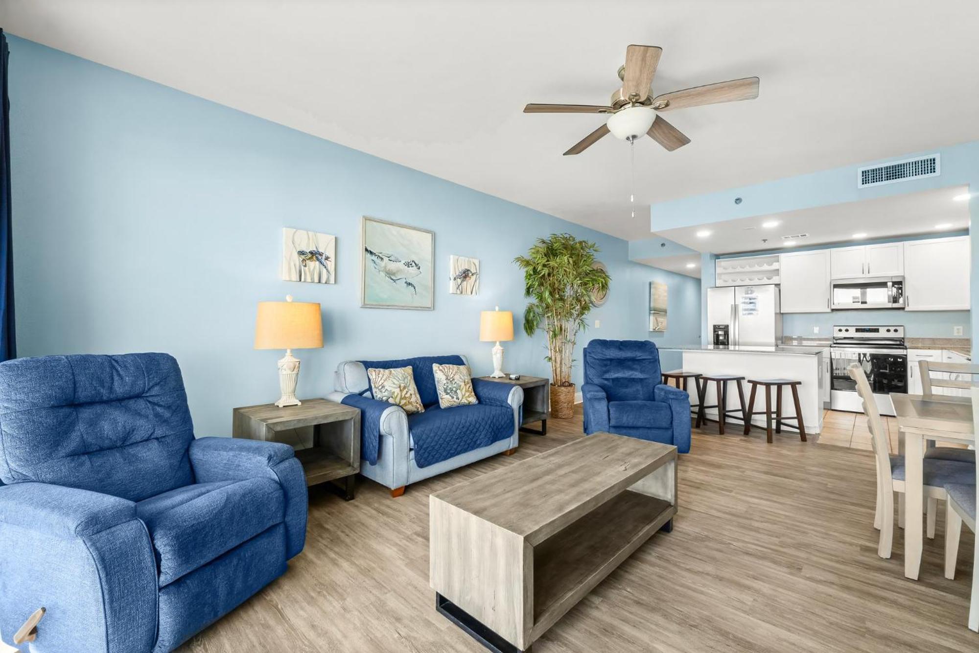Laketown Wharf 1107 *