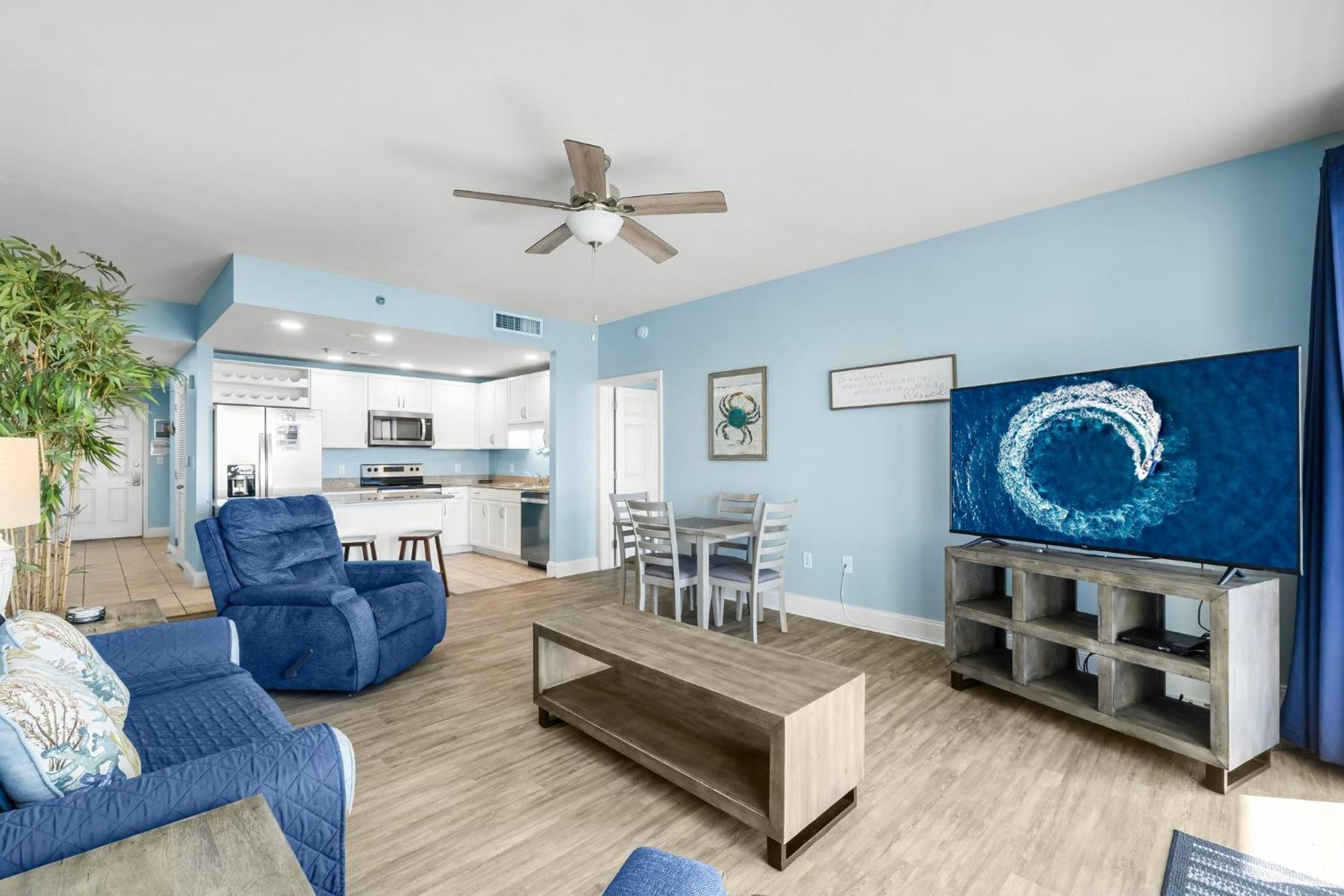 Laketown Wharf 1107 Apartment