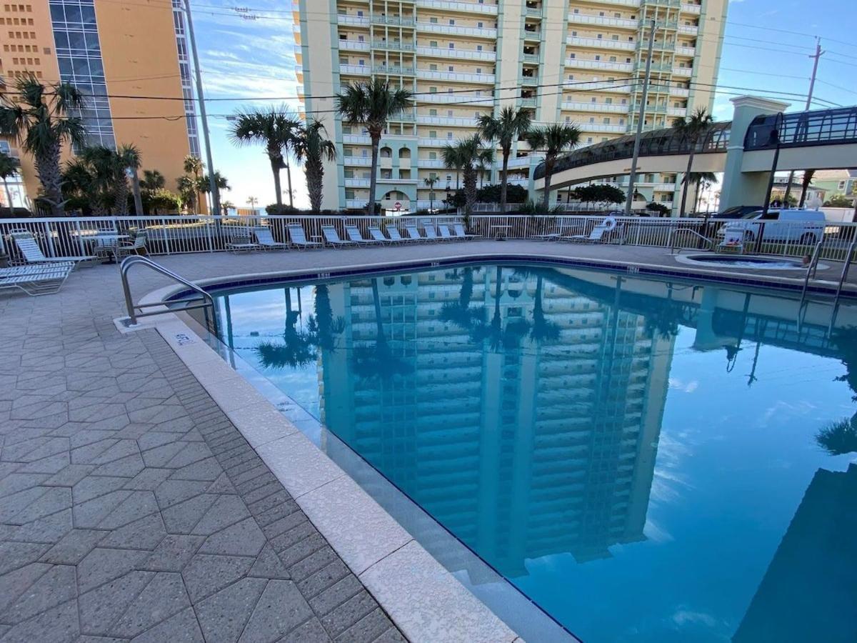 Apartment Celadon 207 Beachfront 1 Bedroom 2 Ba Sleeps 6