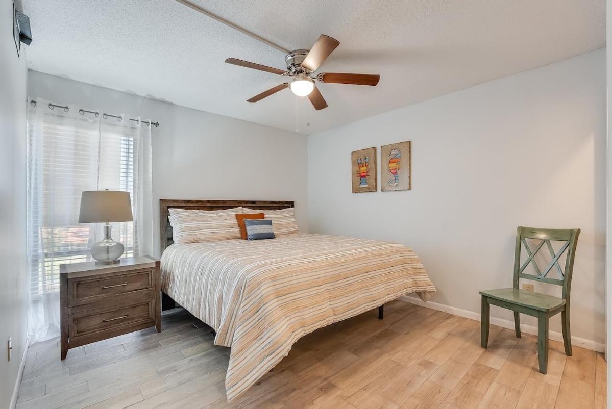 Edgewater T2 #911 Sleeps 10 With Amazing Sunsets!
