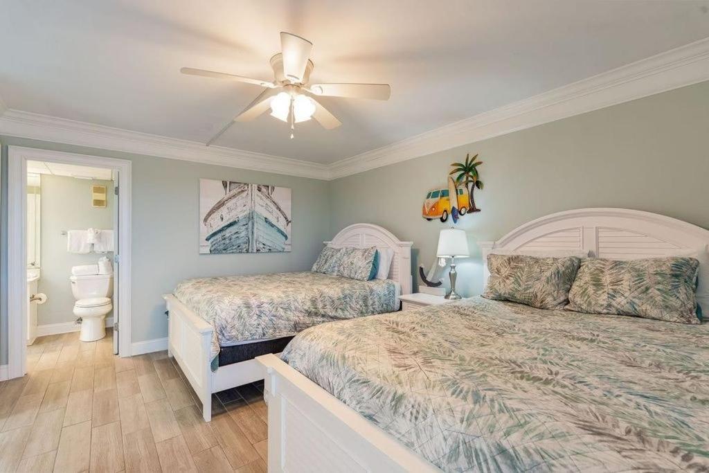 Edgewater T1 #709 - Sleeps 6 Amazing Gulf Views! *