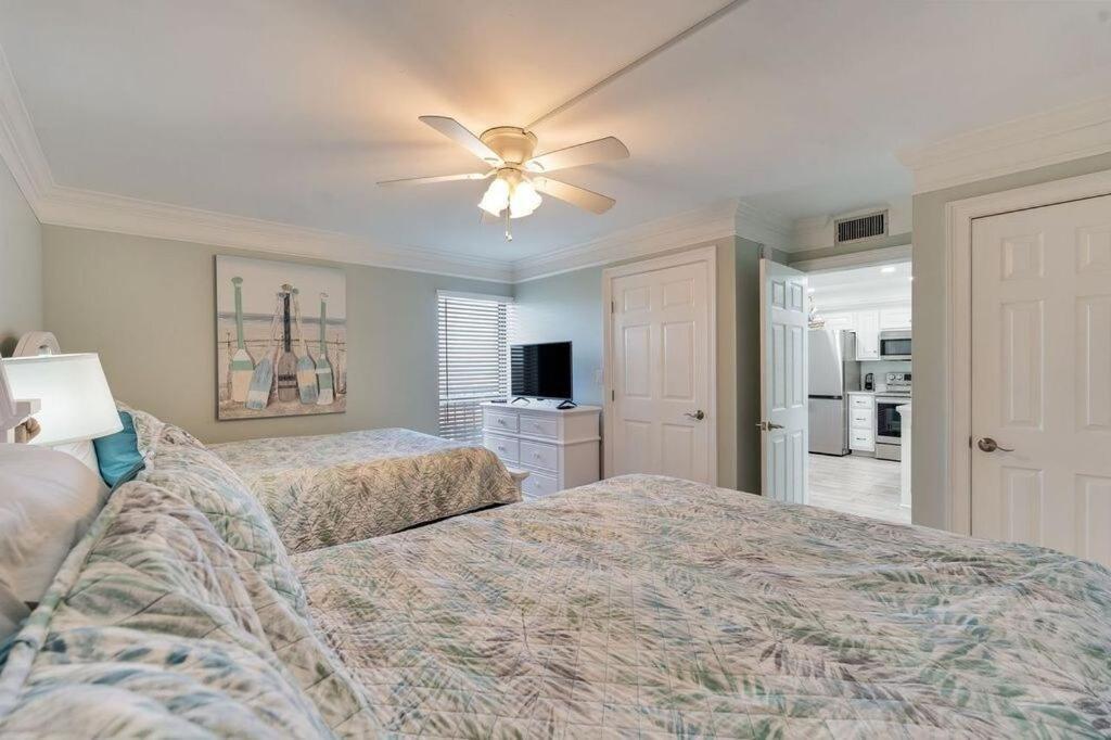 Apartment Edgewater T1 #709 - Sleeps 6 Amazing Gulf Views!