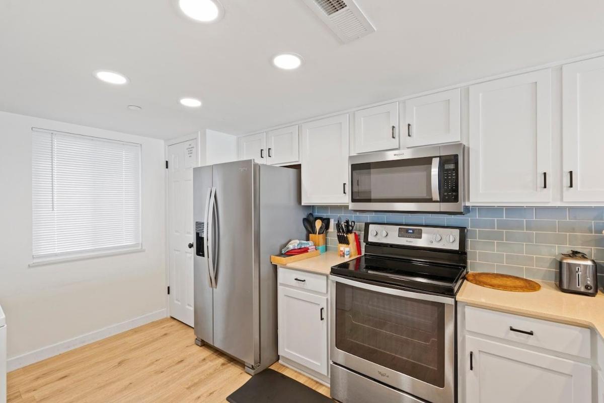 Commodore 606 3 Bedroom 3 Ba Sleeps 12 * Panama City Beach