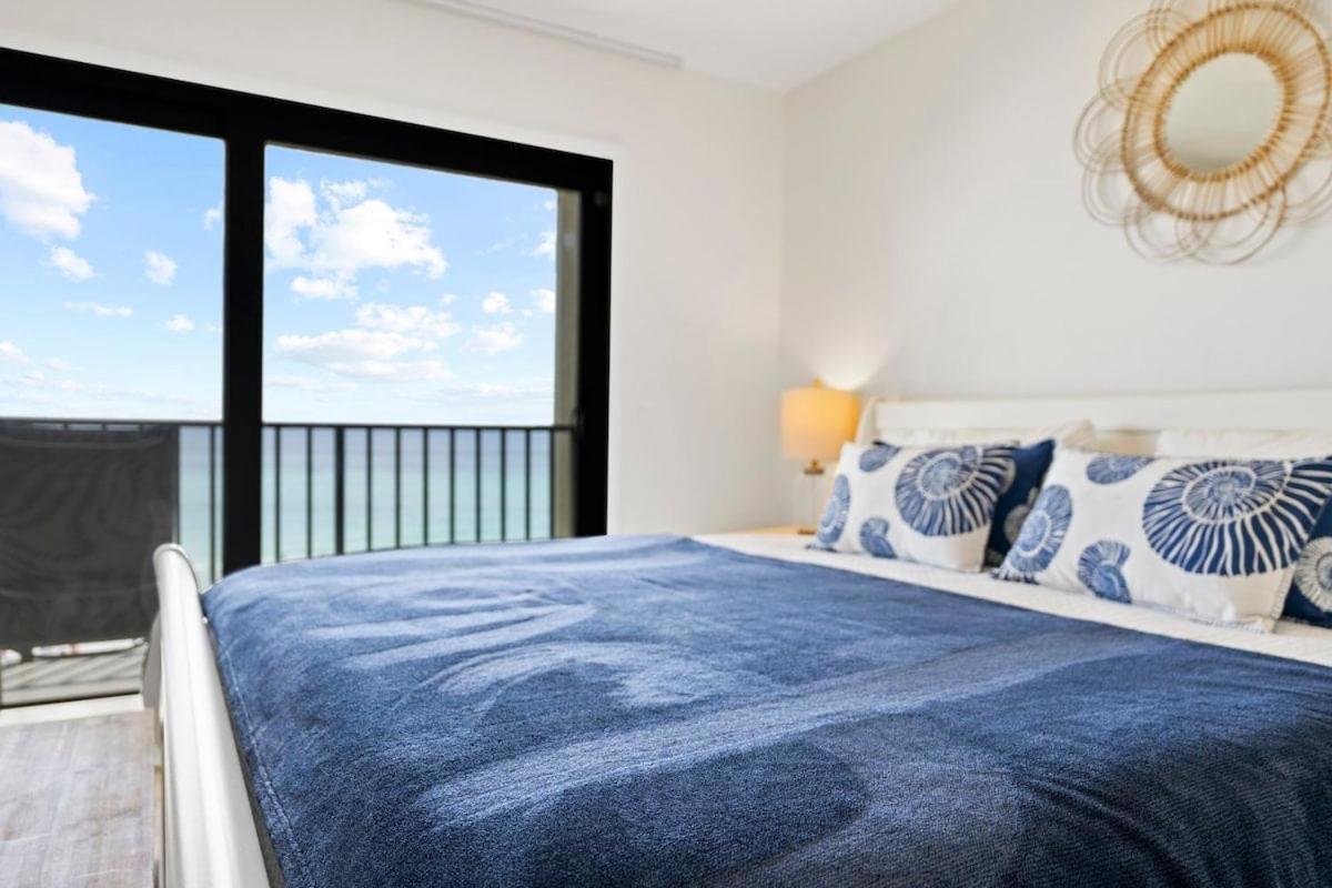 Commodore 606 3 Bedroom 3 Ba Sleeps 12 * Panama City Beach
