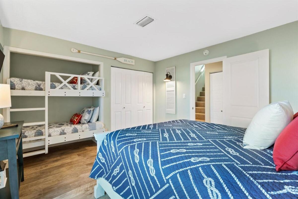 Apartment Largo Mar 143 - Sand-side Paradise Townhome