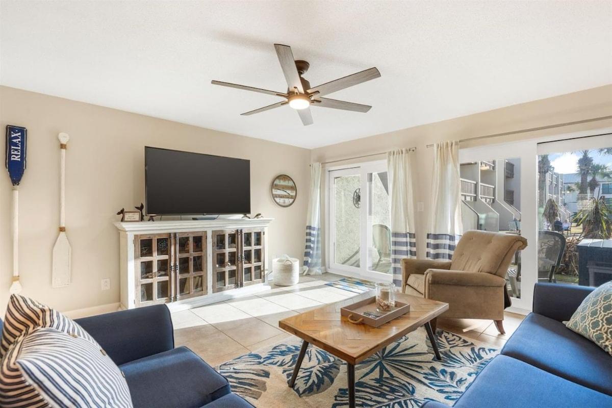 Apartment Largo Mar 143 - Sand-side Paradise Townhome