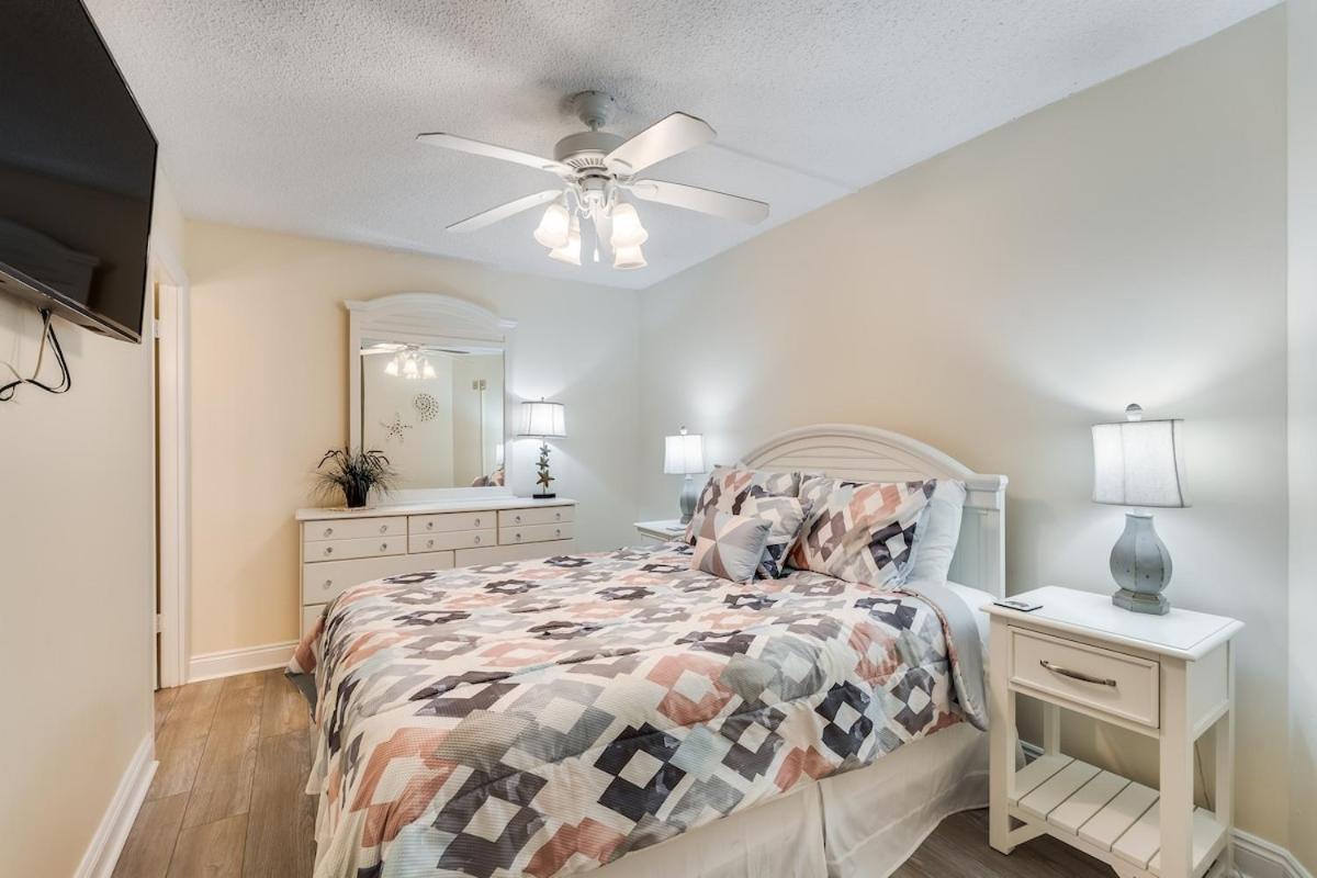 Apartment Moondrifter 305 - 2 Bedroom - Oceanfront Sleeps 6 *
