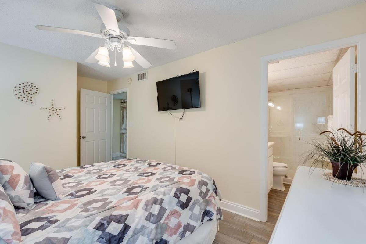 Moondrifter 305 - 2 Bedroom - Oceanfront Sleeps 6 Apartment