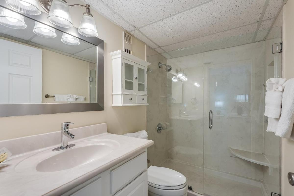 Apartment Moondrifter 305 - 2 Bedroom - Oceanfront Sleeps 6 Panama City Beach