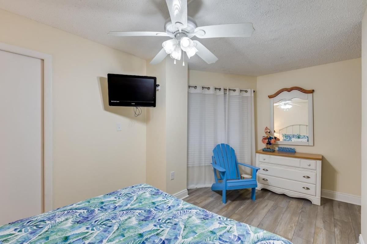 Moondrifter 305 - 2 Bedroom - Oceanfront Sleeps 6 *
