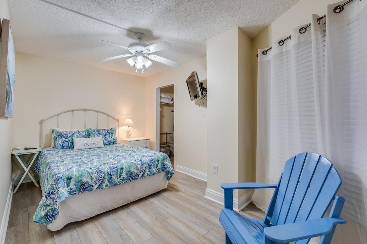 Moondrifter 305 - 2 Bedroom - Oceanfront Sleeps 6