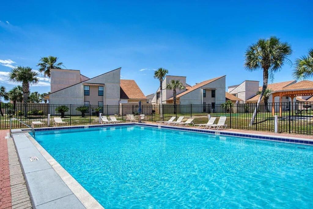Horizon South 33d - Sunstead Retreat - Sleeps 6 * Panama City Beach