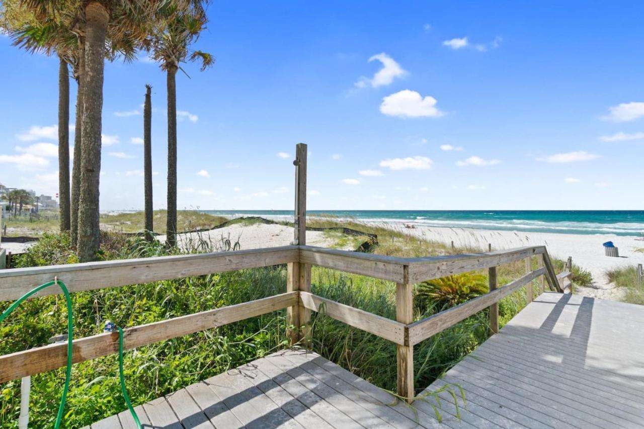 Grande Surf Club 11e Holiday home