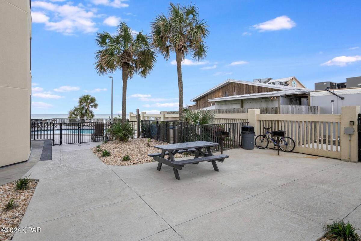 Sunbird Ground Floor Free Chairs - By Sunbird * Panama City Beach