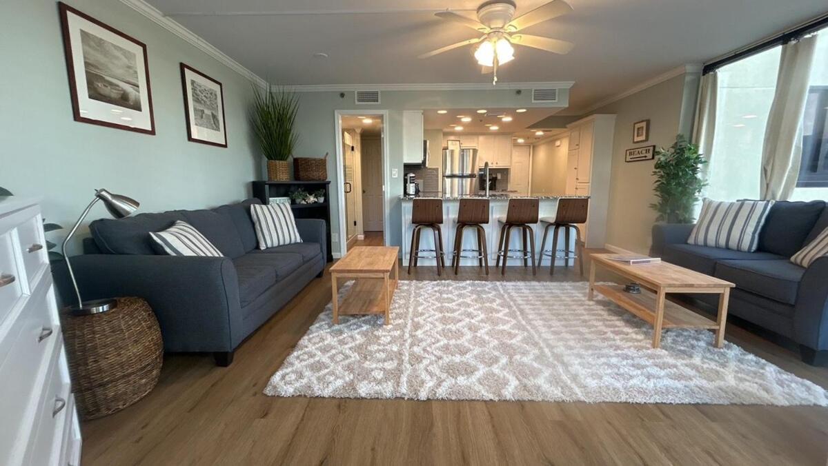 Sunbird Ground Floor Free Chairs - By Sunbird Apartment