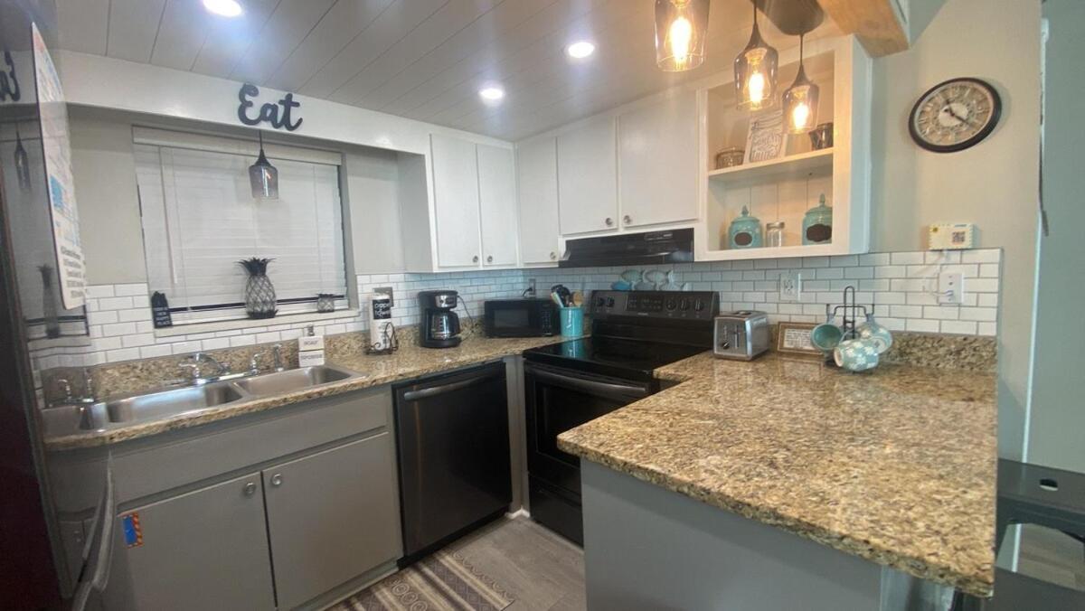 Sunbird 5th Floor Amazing Views - By Sunbird Panama City Beach