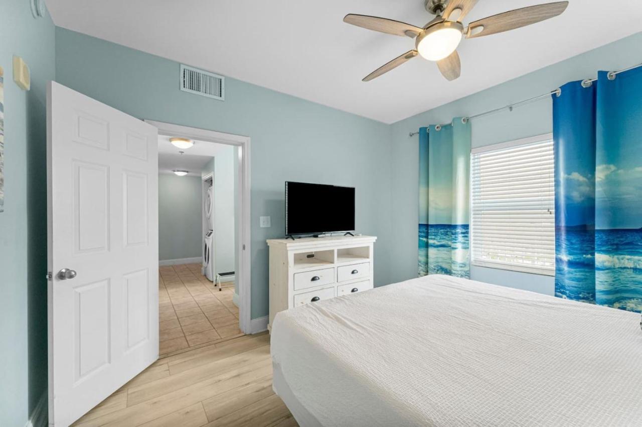 Holiday home Laketown Wharf 1125